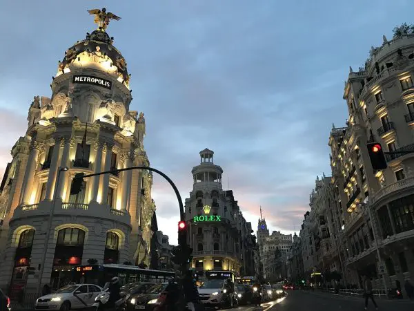 Pack Viaja a Madrid Seguro desde 12 euros al mes, cambios GRATIS, oferta de hasta el 42% de descuento - Imagen 2